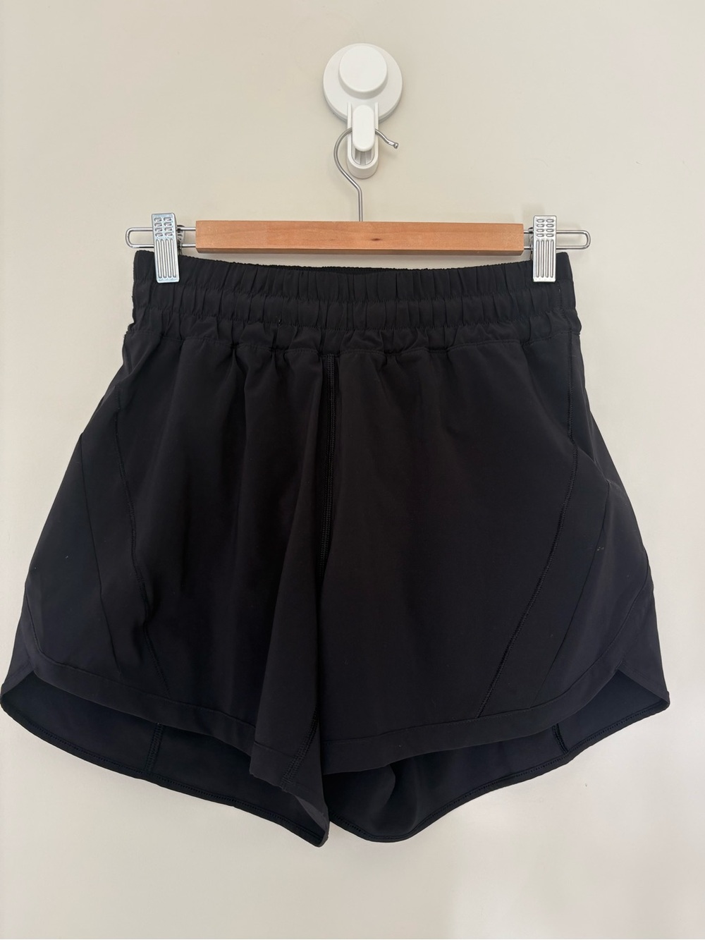 lululemon athletica Track That Short 5”